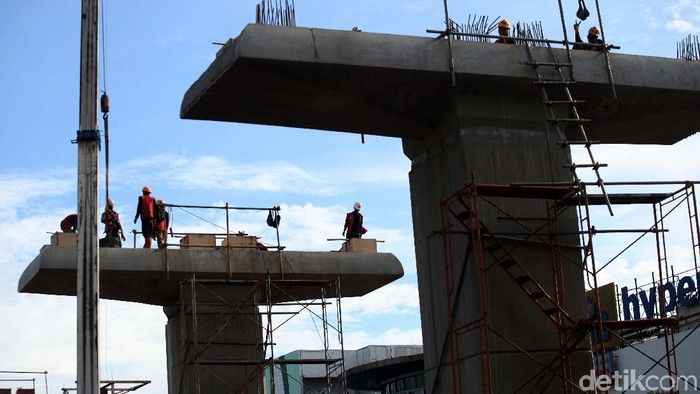 Perbedaan Pembangunan Ekonomi dengan Pertumbuhan Ekonomi