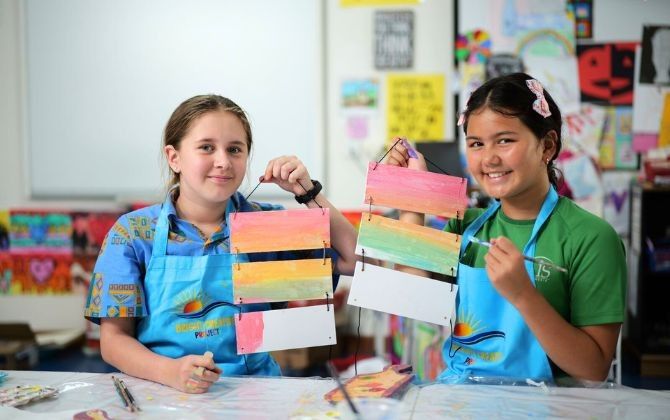 Australian Independent School (AIS)