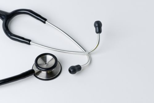 Stethoscope atau stetoskop dalam bahasa inggris