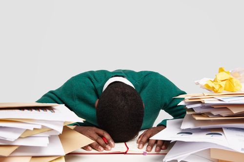 Overtime atau lembur dalam bahasa Inggris