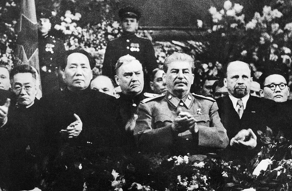 Mao Zedong & Joseph Stalin